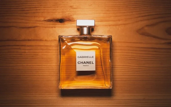 Coco Chanel Perfume dossier.co
