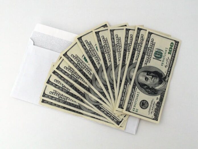 5 Ways to Sell Used Books and Get Extra Cash
