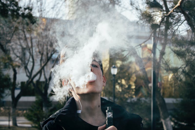 Which is better for you: Vaping or heating tobacco?