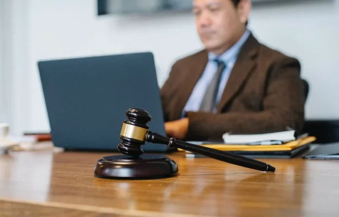 Five benefits of hiring a lawyer