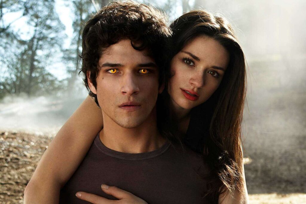 Tyler Posey &amp; Crystal Reed filming a scene together from teen wolf