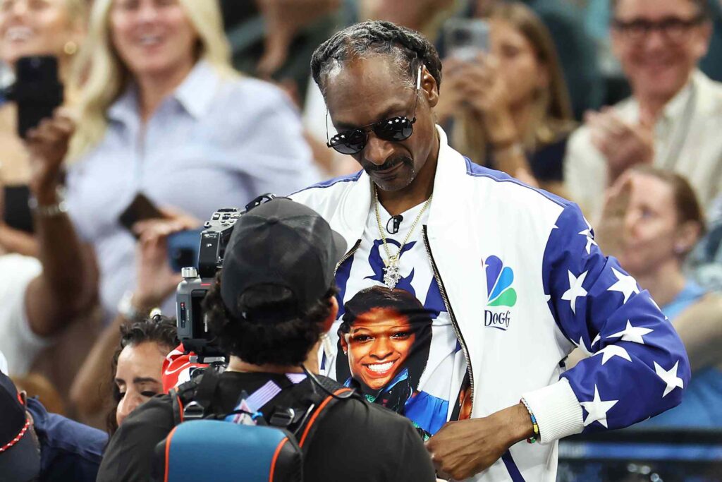 Snoop Dogg Shows Off Olympics T-Shirts of Simone Biles